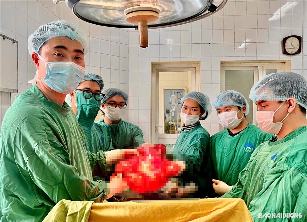 Xem nhẹ đau bụng, nhiều người phải vào viện mổ cấp cứu