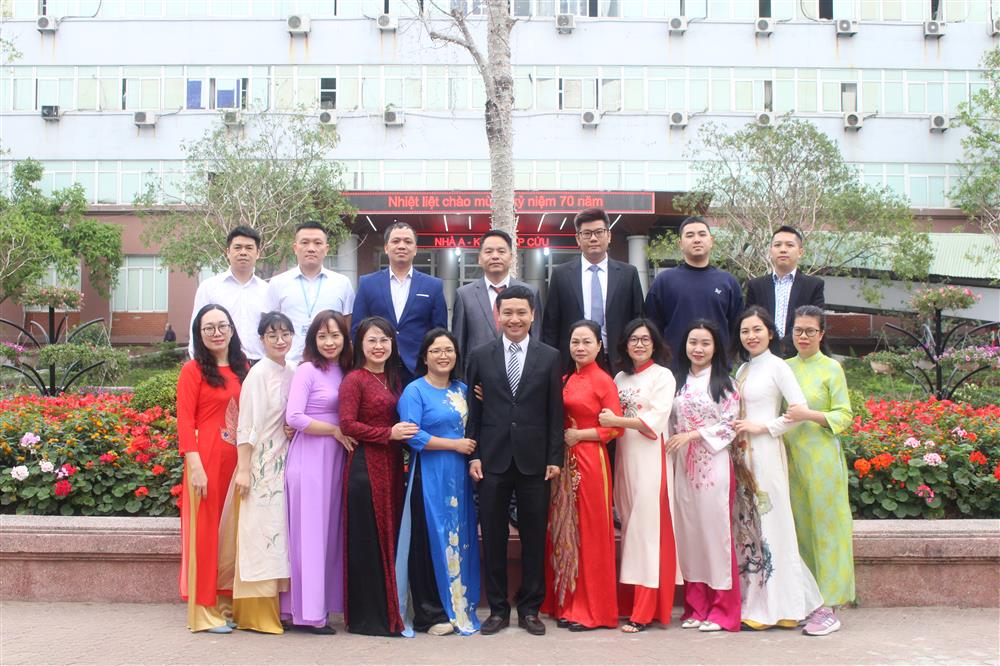 Phòng Vật tư - Thiết bị y tế